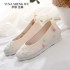 Elegant Women Shoes Canvas Flat Embroidery Chinese Traditional Shoes Women Hanfu Chinese Wedding Shoes China Oriental